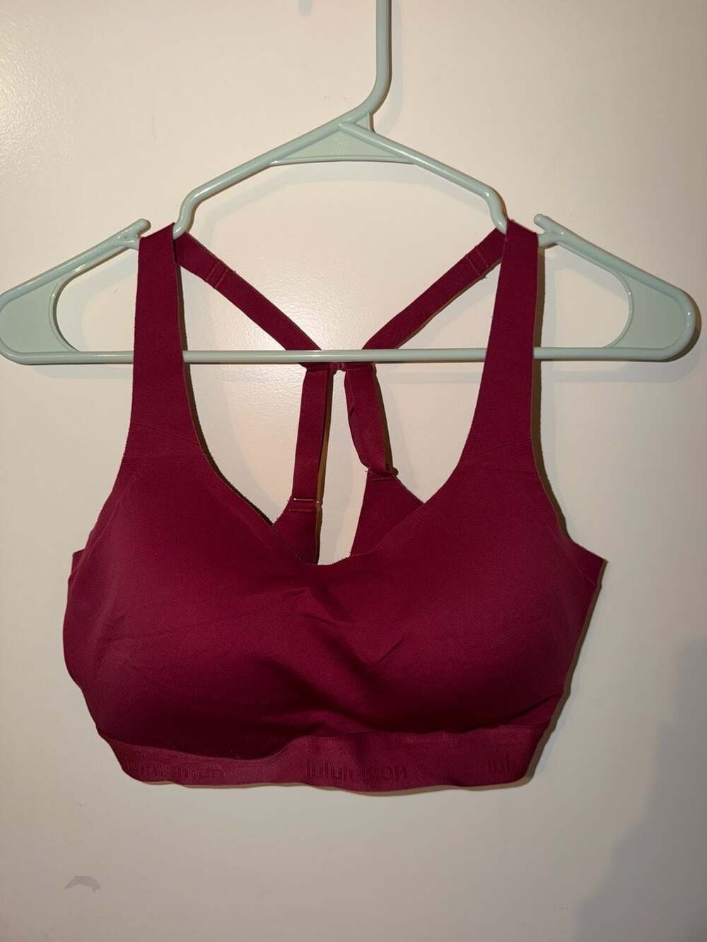 Lululemon Fine Form Sports Bra Burgundy Size 36D